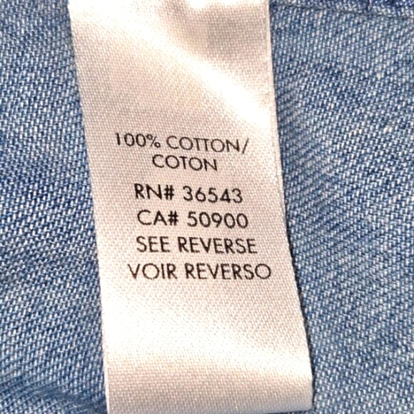 Calvin Klein Women's light blue button-down denim shirt size XS - Picture 5 of 12